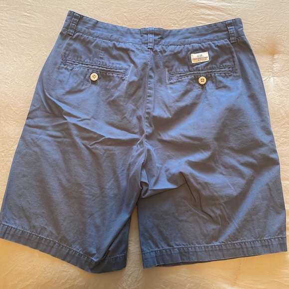 Vineyard Vine Shorts - Picture 3 of 4